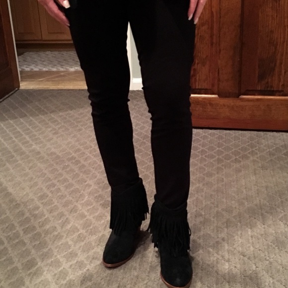 Frye black fringed boots - Picture 7 of 7